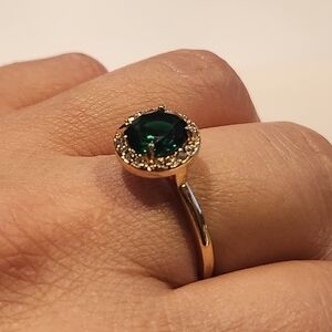 Stainless Steel Ring, Hypoallergenic with Green Zirconia Stone. Fashion Design